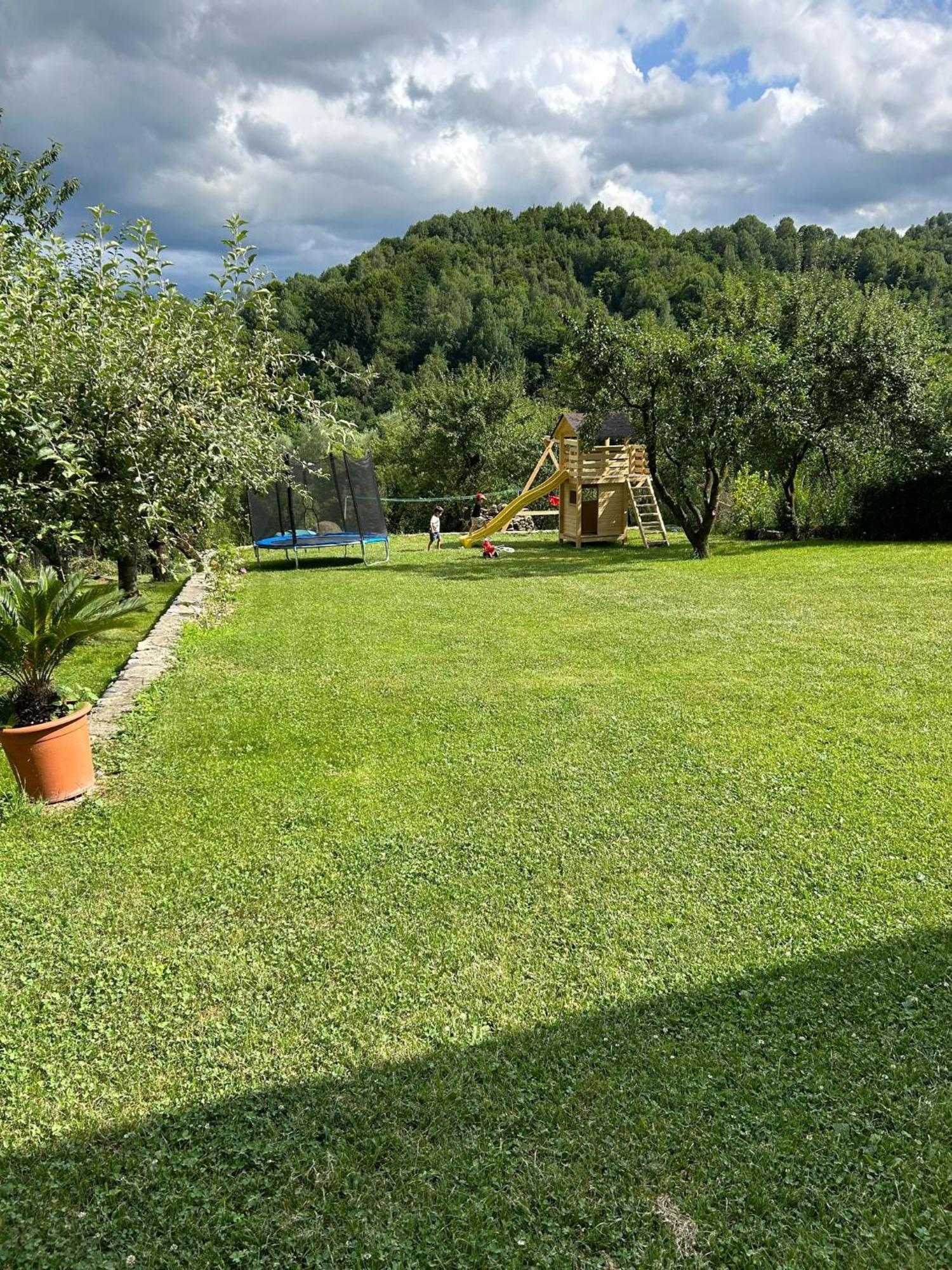 Vila Ella Villa Capatineni-Ungureni Luaran gambar